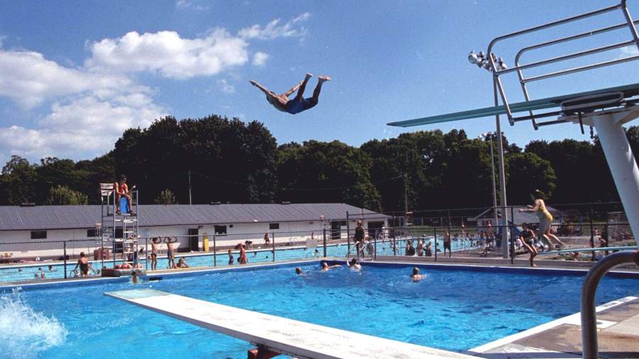 Outdoor swimming pool dive